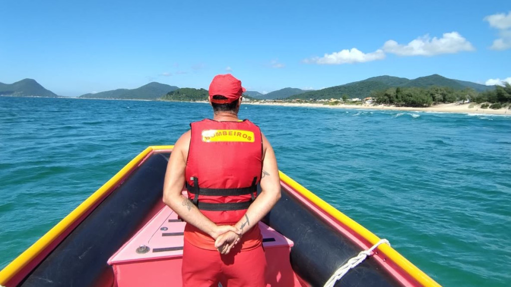 Turista Desaparece Na Praia Do Campeche Em Florian Polis Jornal Raz O