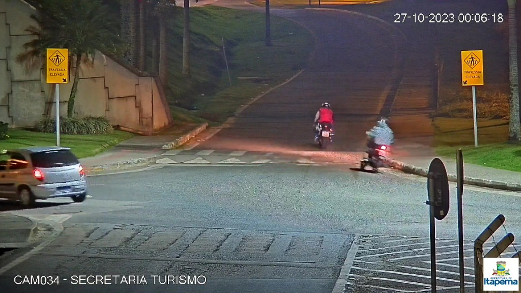 Bandidos se passam por policiais à paisana para roubar casal e Itapema