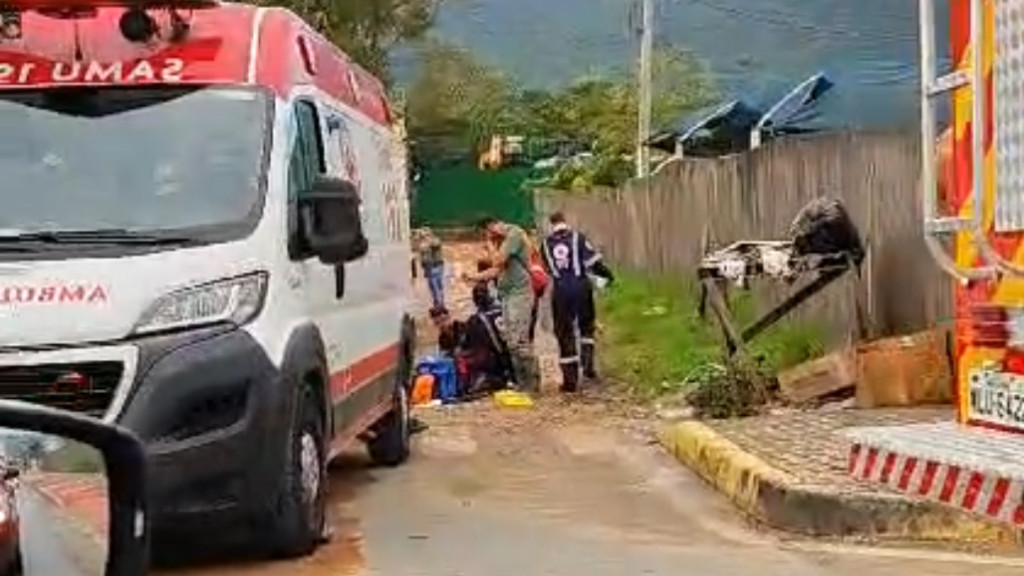 URGENTE: Caminhão passa por cima de ciclista em Porto Belo
