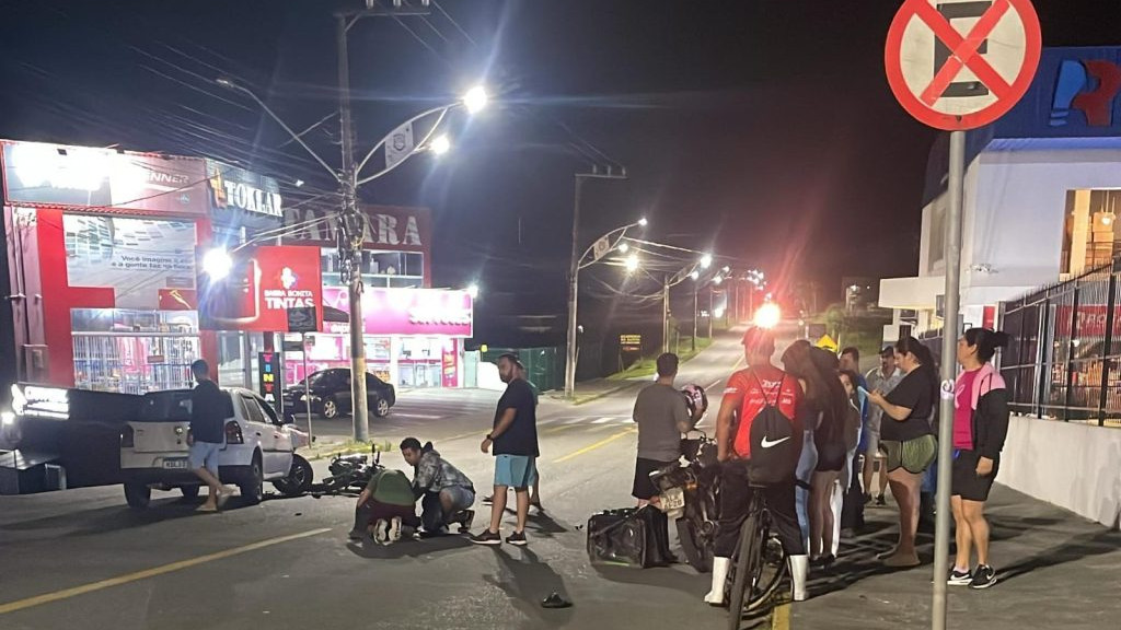 "Estava na última entrega": Motorista invade pista contrária e mata motoboy em SC