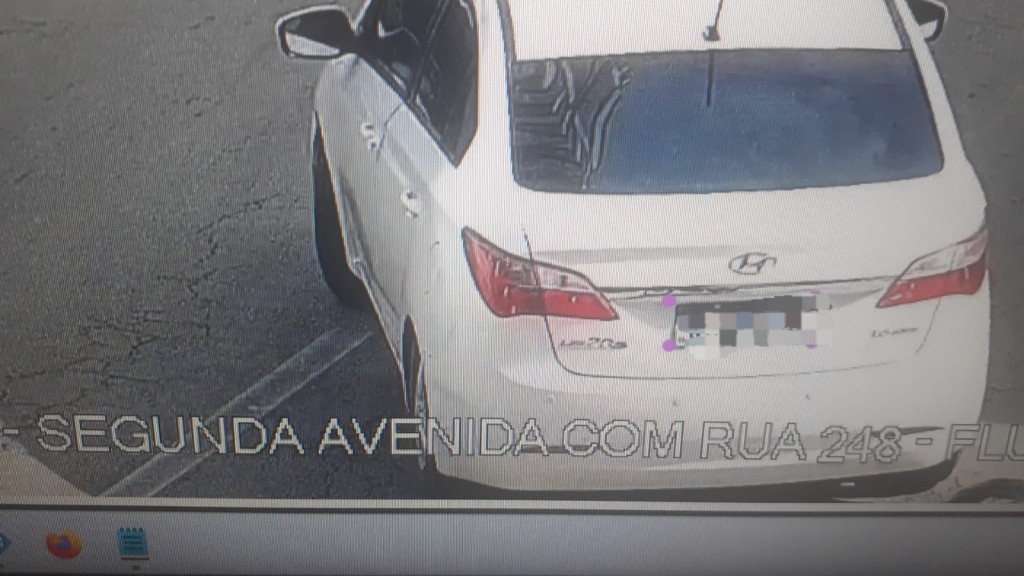 Carro suspeito de roubo no Paraná em Itapema: condutor detido e veículo apreendido