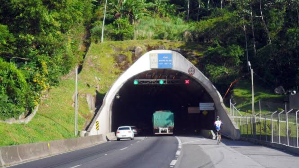 Túnel do Morro do Boi passa por testes e fica fechado até sexta (22)