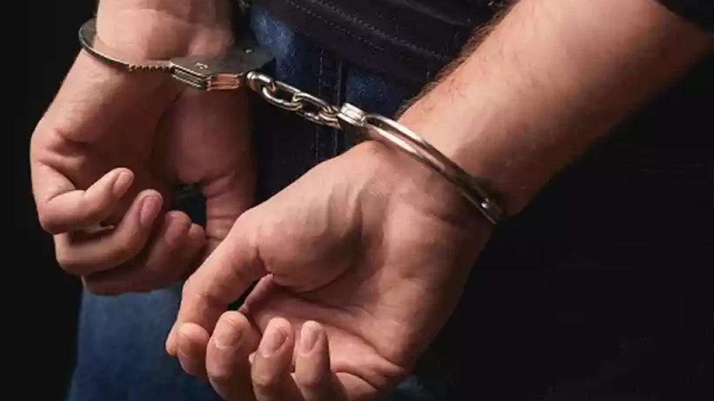 Entregador de móveis é preso após abusar de adolescente em SC