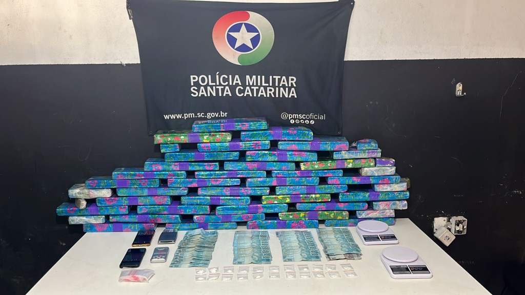Polícia Militar desmantela esquema “Disk-Droga” em Itajaí