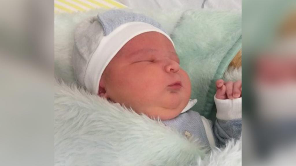 GIGANTE: Bebê nasce com mais de 5 kg em SC