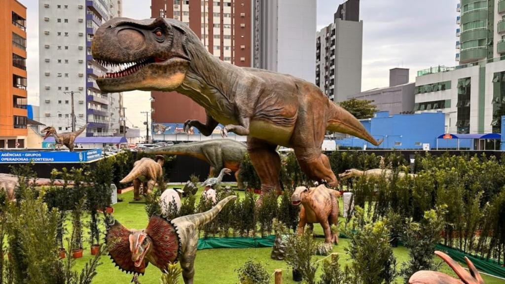 Com investimentos de R$ 60 milhões parque de dinossauros já tem data para abrir em BC