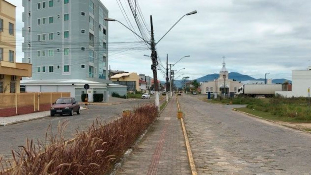 EXCLUSIVO: Avenida de Tijucas finalmente será asfaltada; saiba quando