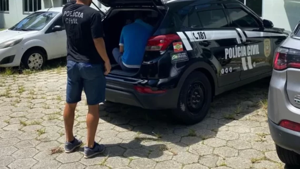 Médico é preso pela 2ª vez em três meses por assediar mulheres em Florianópolis