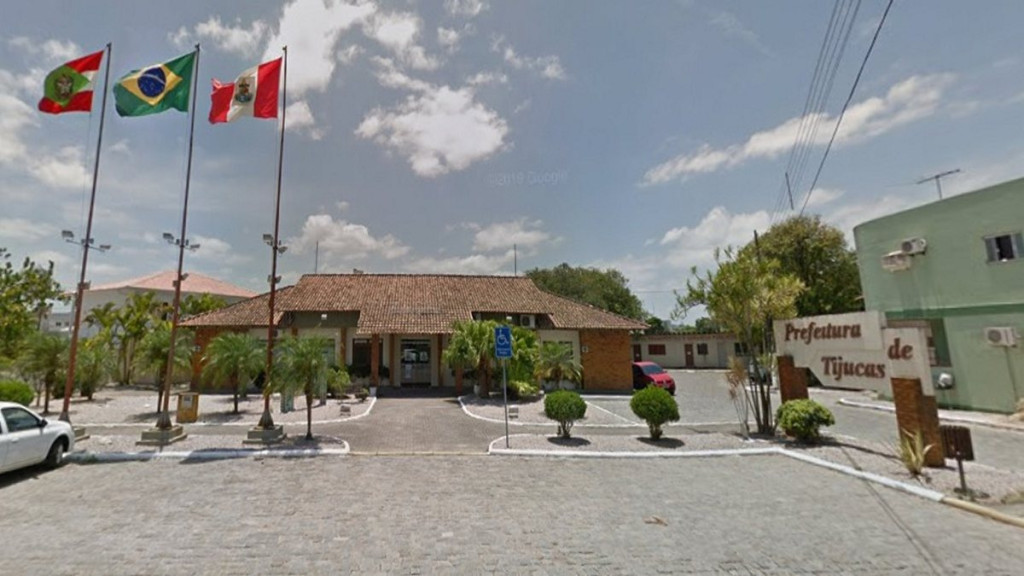Prefeitura de Tijucas abre seletivo com salários de até R$ 8.198,08