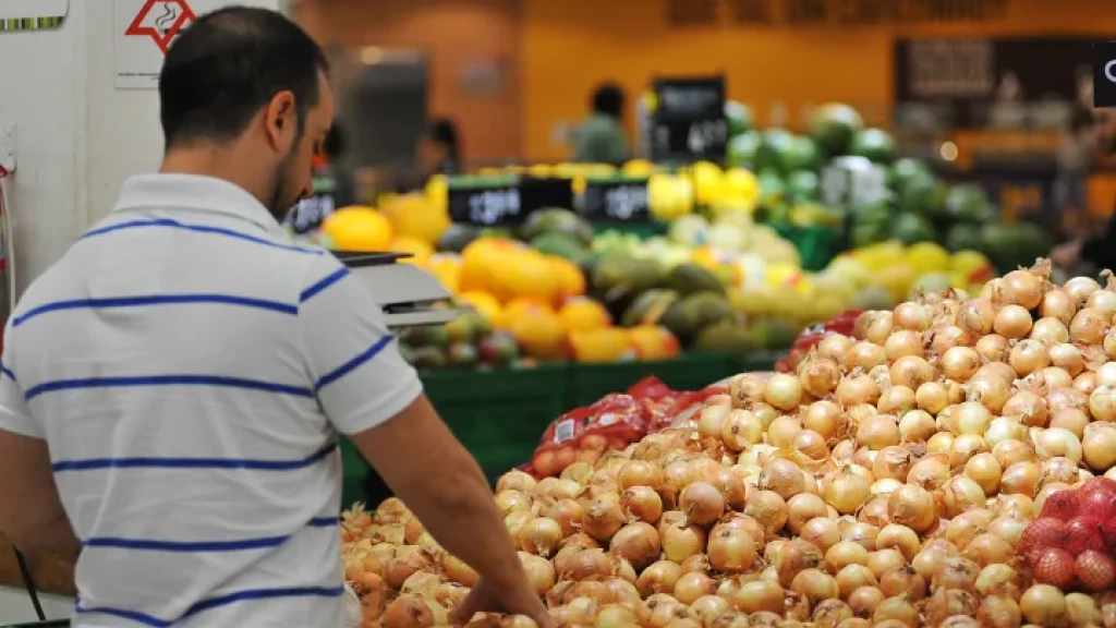 Preços dos alimentos sobem em resposta ao aumento de 0,56% na inflação