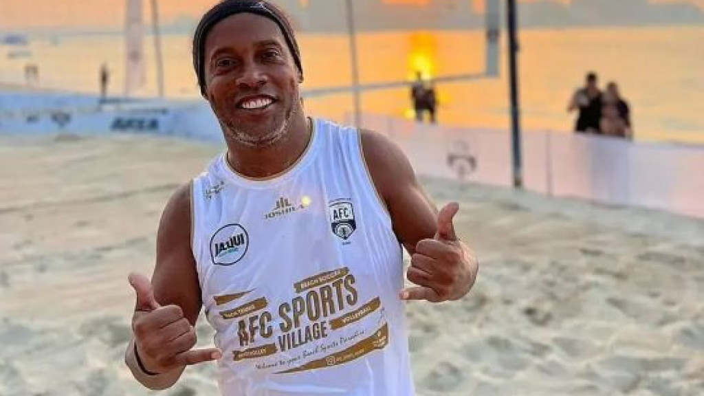 Ronaldinho Gaúcho participará de torneio de futevôlei em Florianópolis