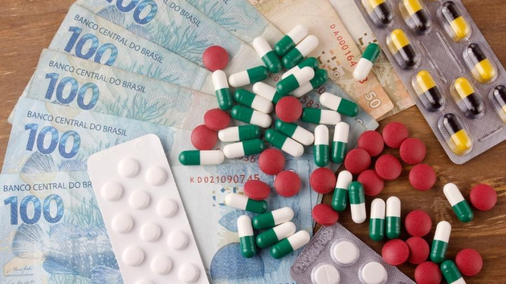 Preço de medicamentos subirá até 4,5% a partir deste domingo