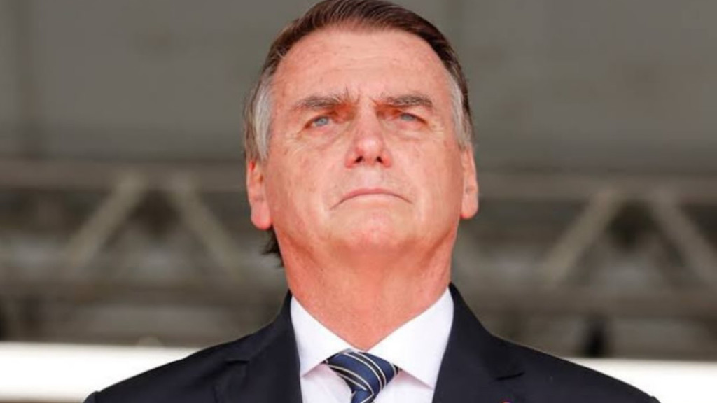 Bolsonaro é indiciado pela PF por associação criminosa