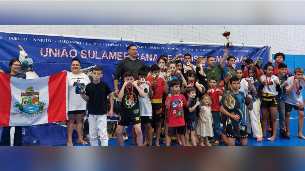 Projeto social de Tijucas é destaque em campeonato de Kickboxing