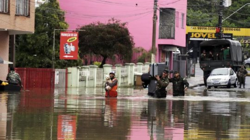Cidade tem mais de mil desalojados por conta das chuvas