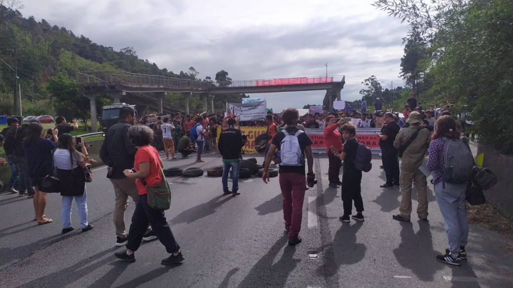 AGORA: Confirmado o bloqueio de mais uma rodovia por manifestantes em SC