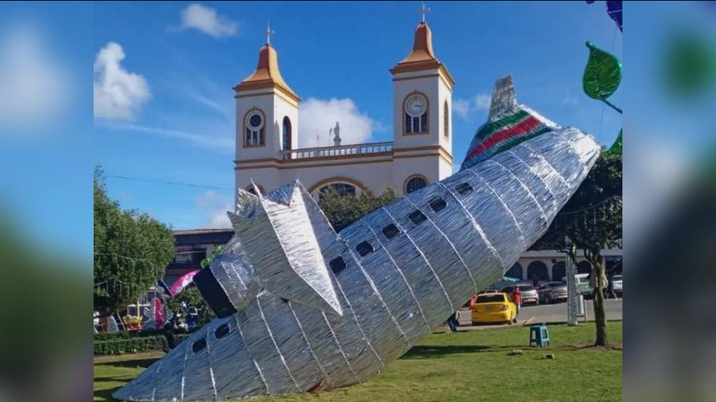 “Para homenagear a chapecoense”: prefeito de cidade da Colômbia recria avião da tragédia