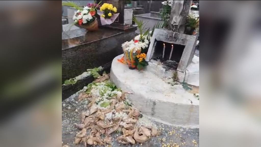 Família se revolta ao chegar em cemitério e encontrar ‘despacho’ em túmulo