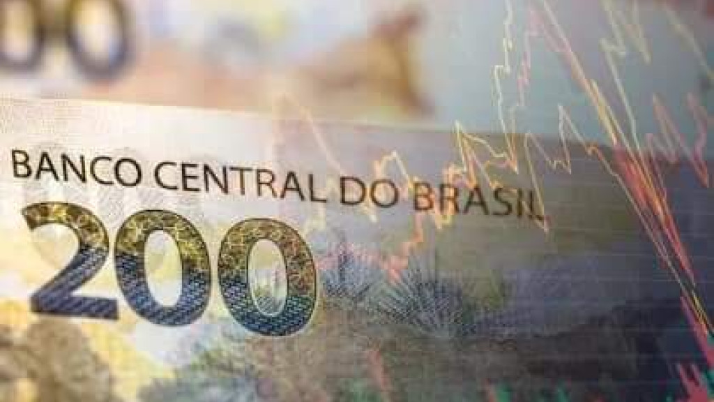 Investimentos estrangeiros no Brasil caem 40% em fevereiro, aponta Banco Central