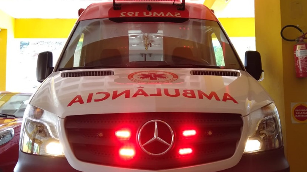 Governador de Santa Catarina anuncia entrega de 16 novas ambulâncias do SAMU