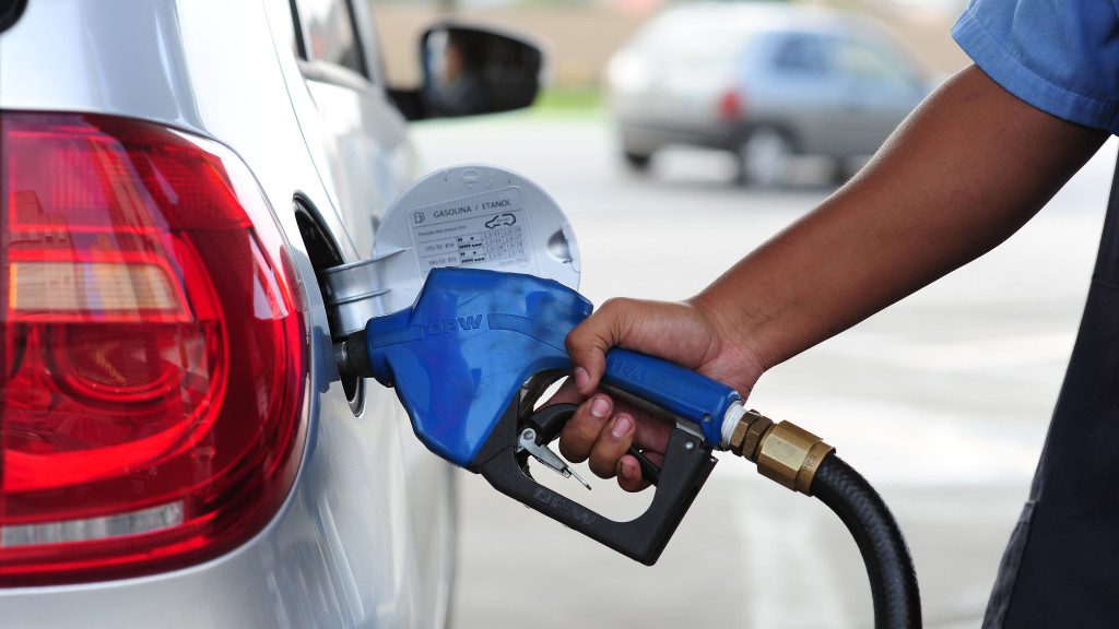 URGENTE: Gasolina e diesel tem reajuste e preço dispara em todo o Brasil