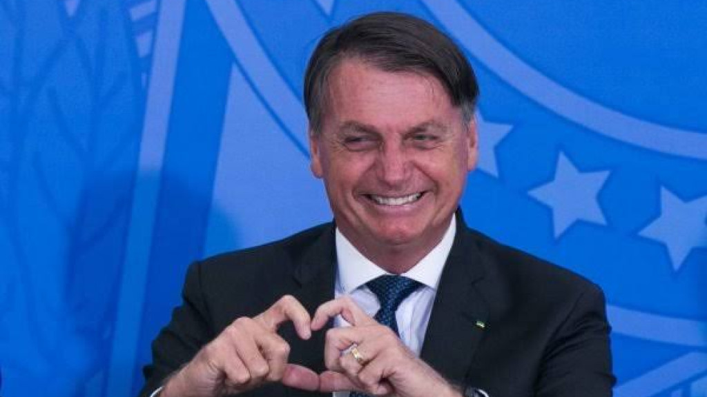 Bolsonaro ganha bolão da Mega-Sena