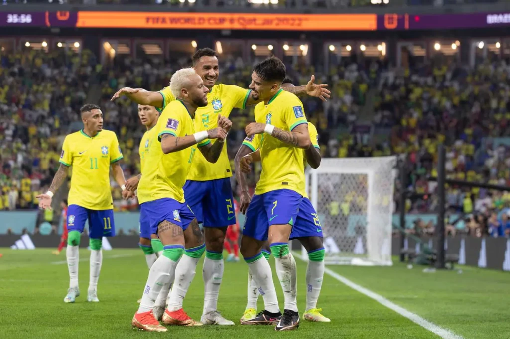 Com primeiro tempo avassalador, Brasil goleia Coreia do Sul e avança na Copa