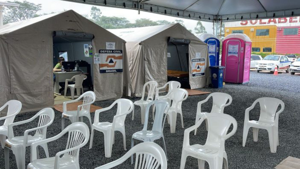 Tendas do Exército em São João Batista são enviadas ao RS para auxílio em enchentes