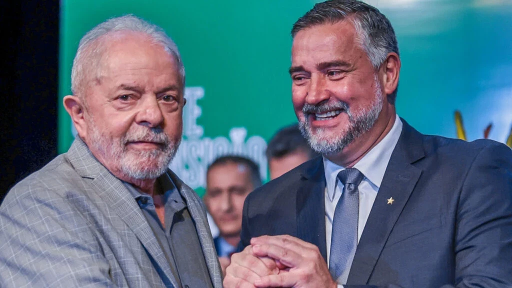 Governo Lula vai gastar R$ 200 milhões em "combate às fake news"