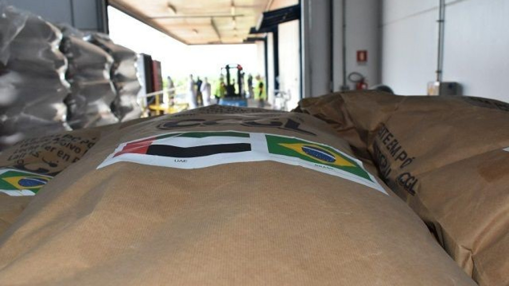 Brasil envia 125 toneladas de alimentos para Cuba